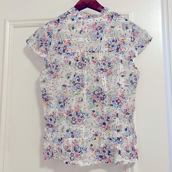 Adorable cotton H&M blouse with ditsy floral print - Picture 2 of 4